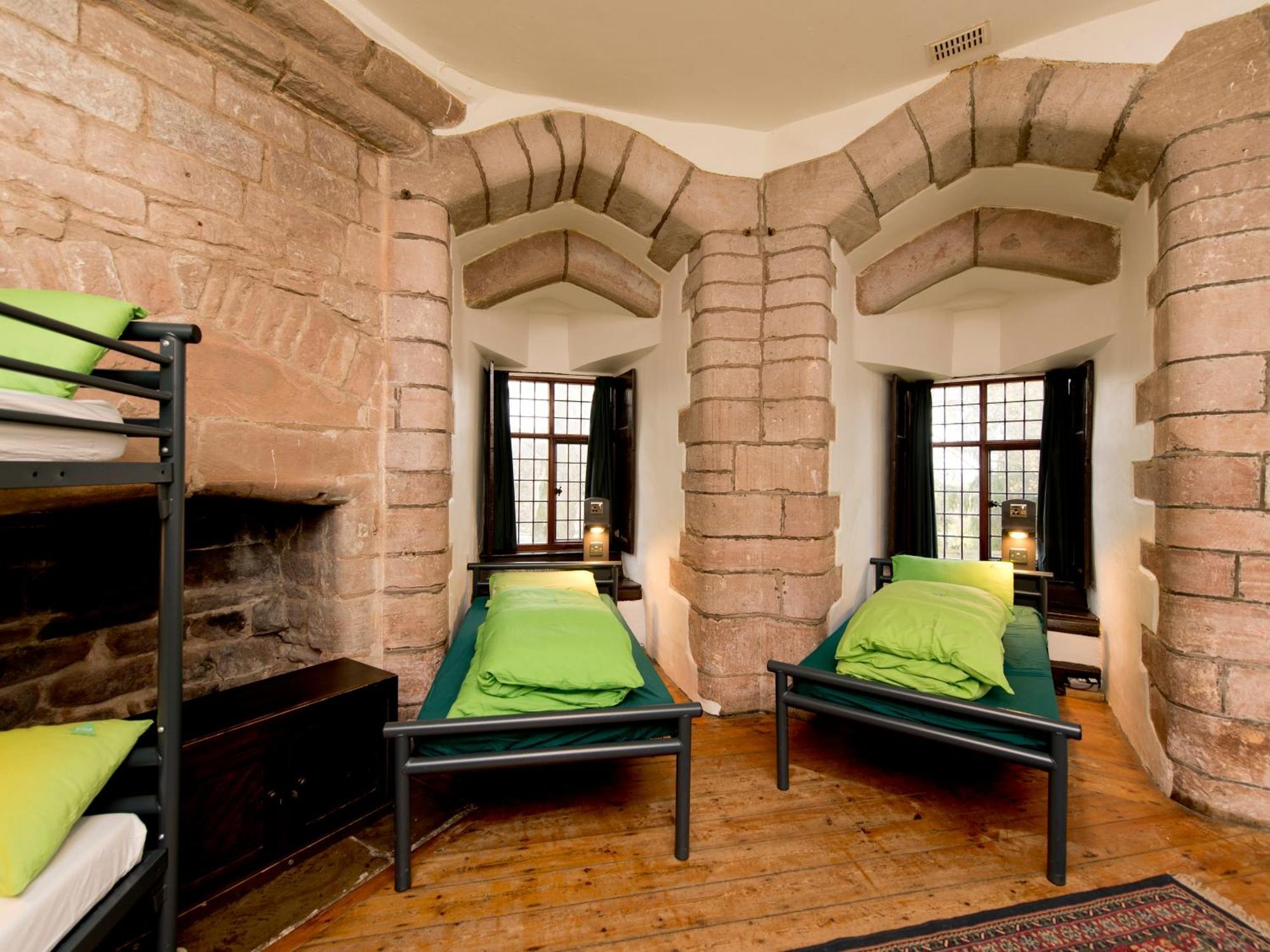 Yha St Briavels Castle Hostel Saint Briavels Exterior photo