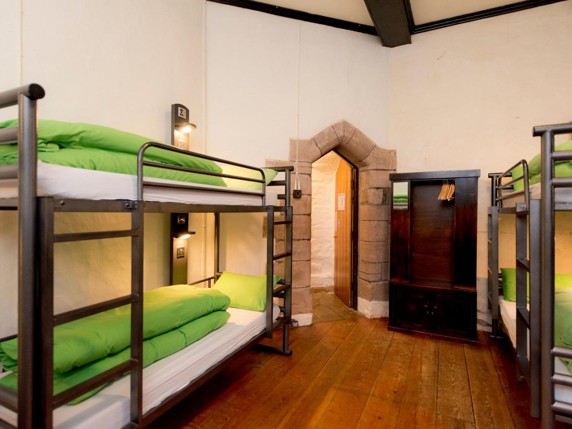 Yha St Briavels Castle Hostel Saint Briavels Exterior photo
