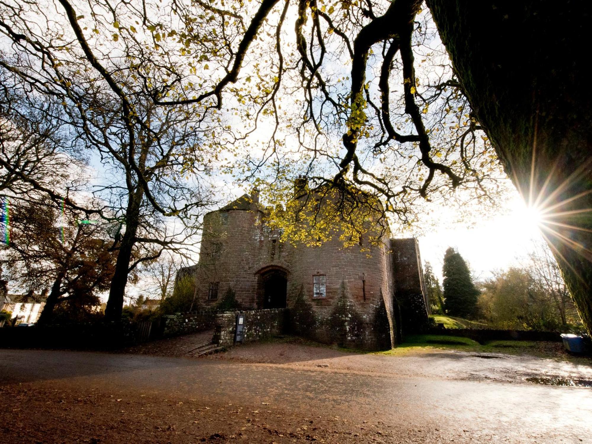 Yha St Briavels Castle Hostel Saint Briavels Exterior photo